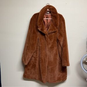 Time and Tru Women's Tan Teddy Jacket